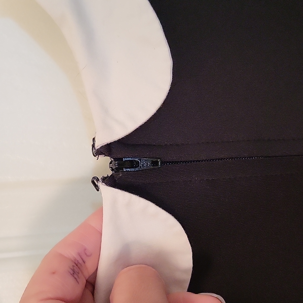 Hot Topic dress - Picture 4 of 6